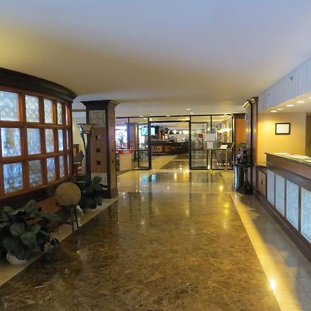 Gateway Hotel Dallas Park Central Esterno foto