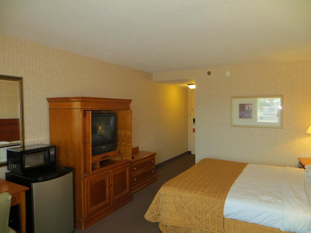 Gateway Hotel Dallas Park Central Camera foto