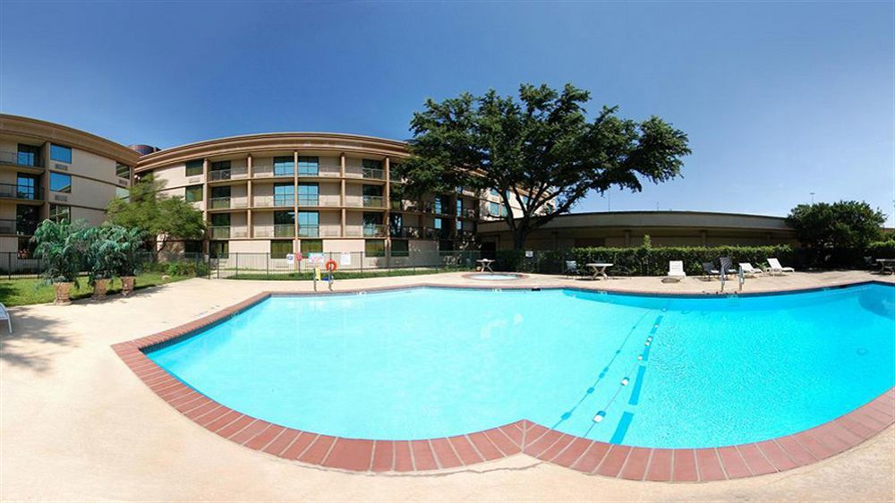 Gateway Hotel Dallas Park Central Esterno foto